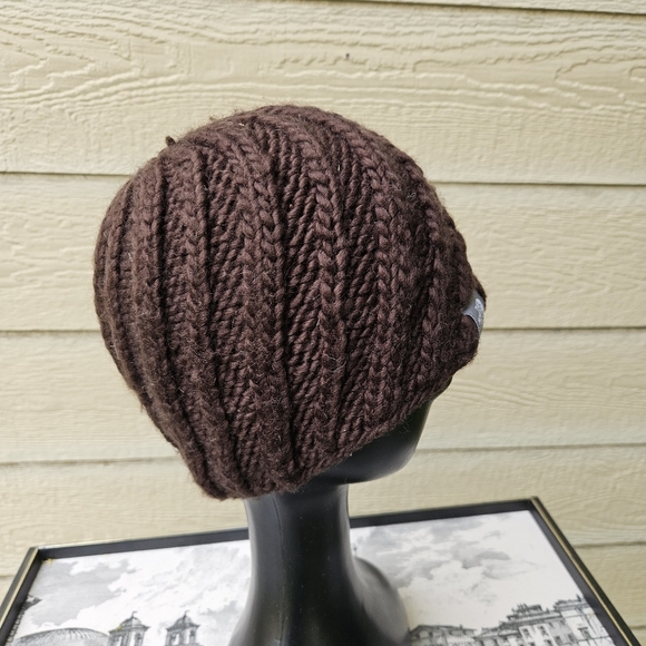 The North Face brown cable knit wool blend beanie unisex - Picture 2 of 5